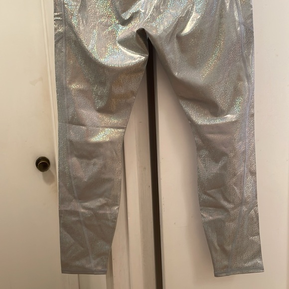 Fabletics NWT Silver Glitter Hologram Oasis PureLuxe High-Waisted Legging XL - Picture 7 of 7